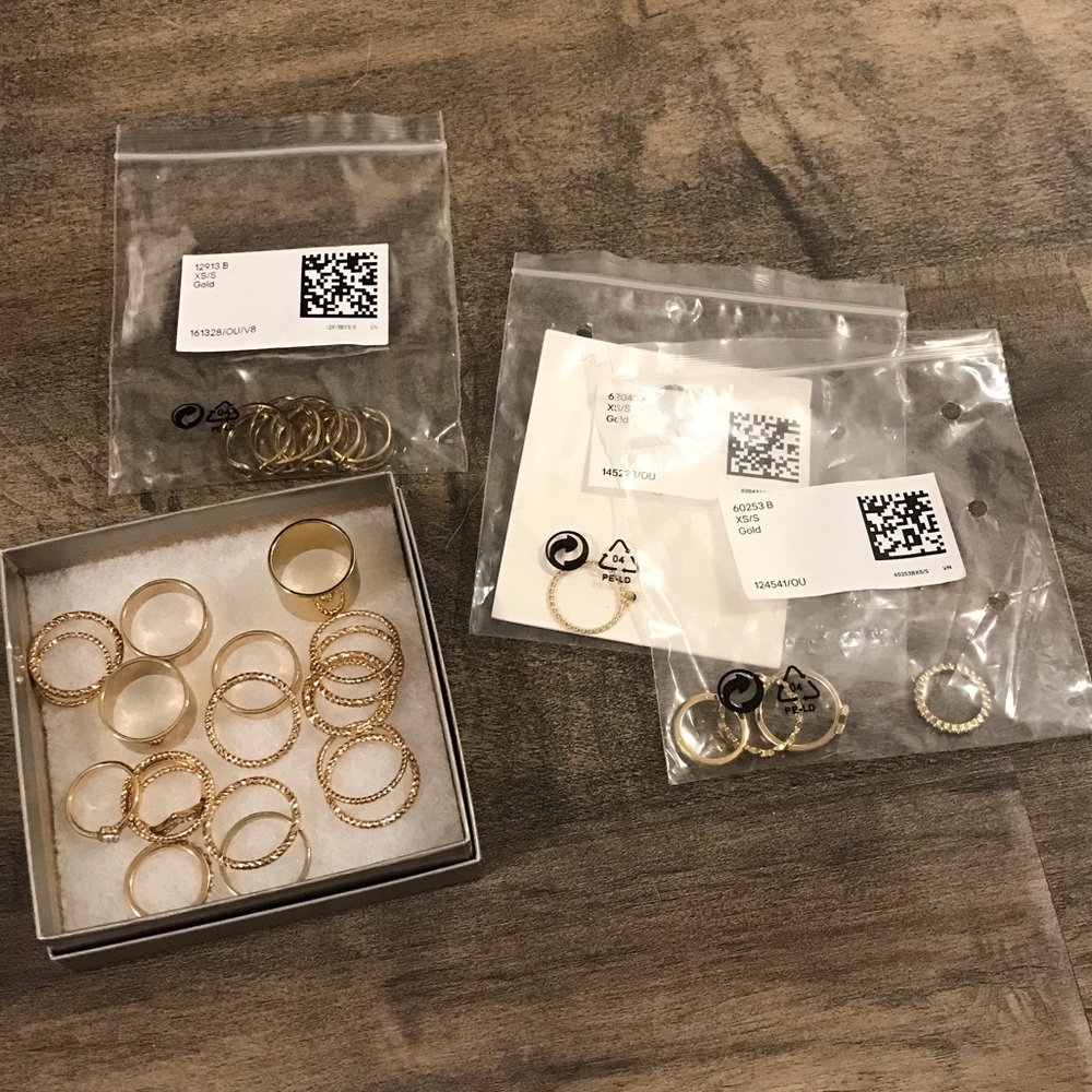 H&M Gold Tone Midi Rings